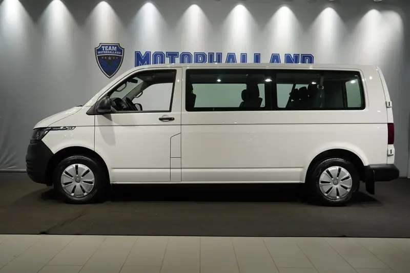 Volkswagen Caravelle 2023