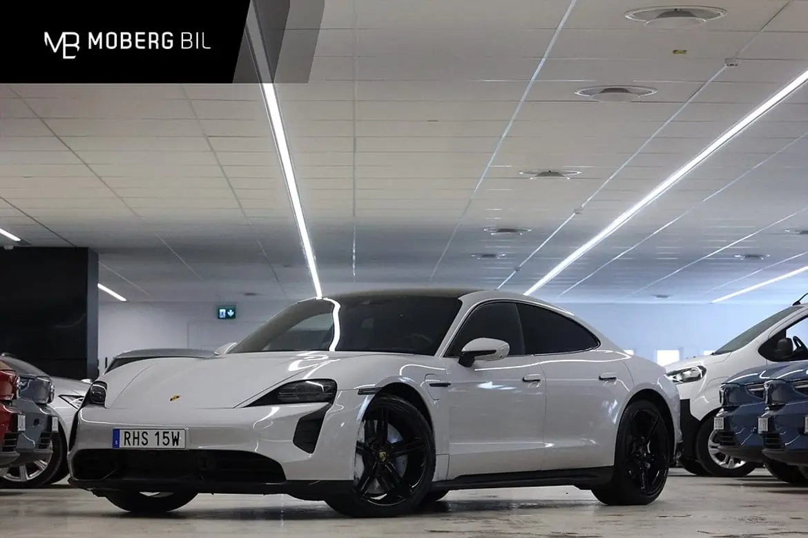 Porsche Taycan 2020