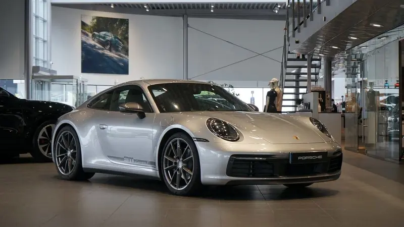 Porsche 911 2024
