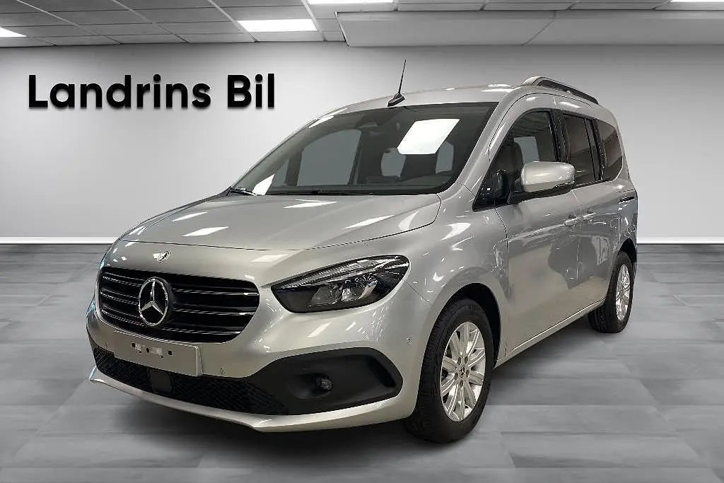 Mercedes-Benz T-Klass 2025