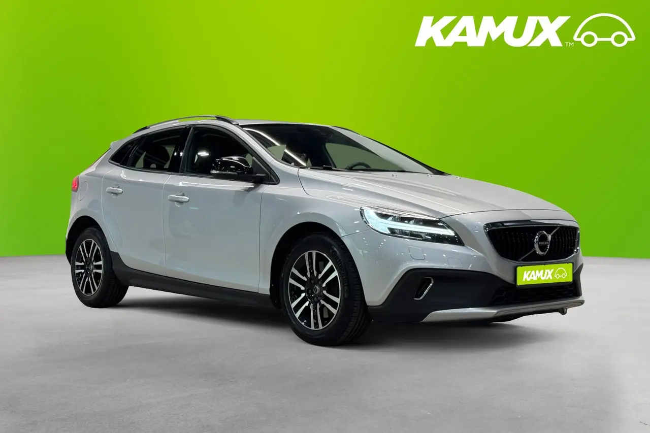 Volvo V40 2018