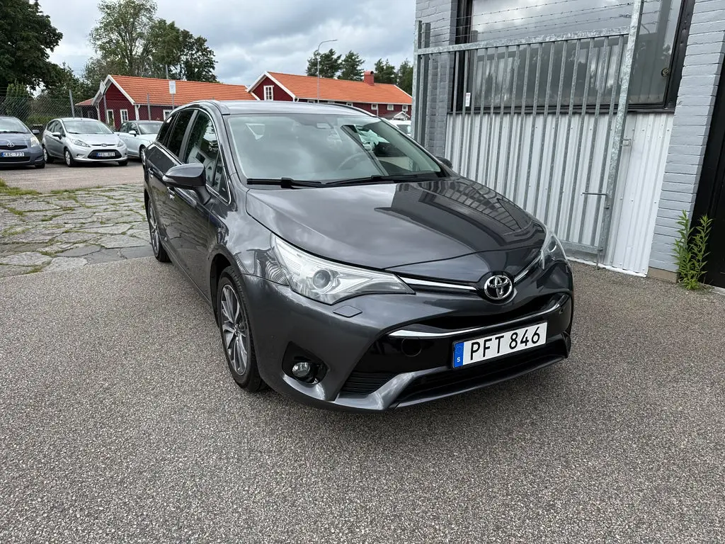 Toyota Avensis 2017