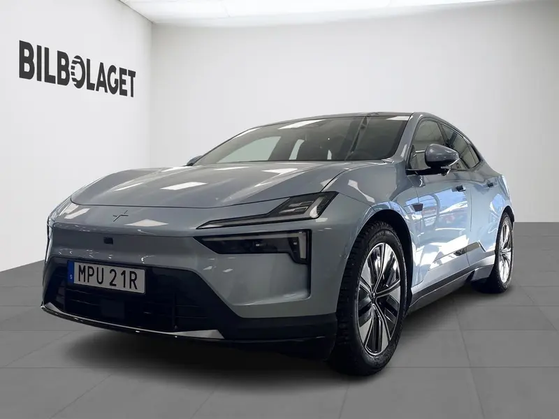 Polestar 4 2025