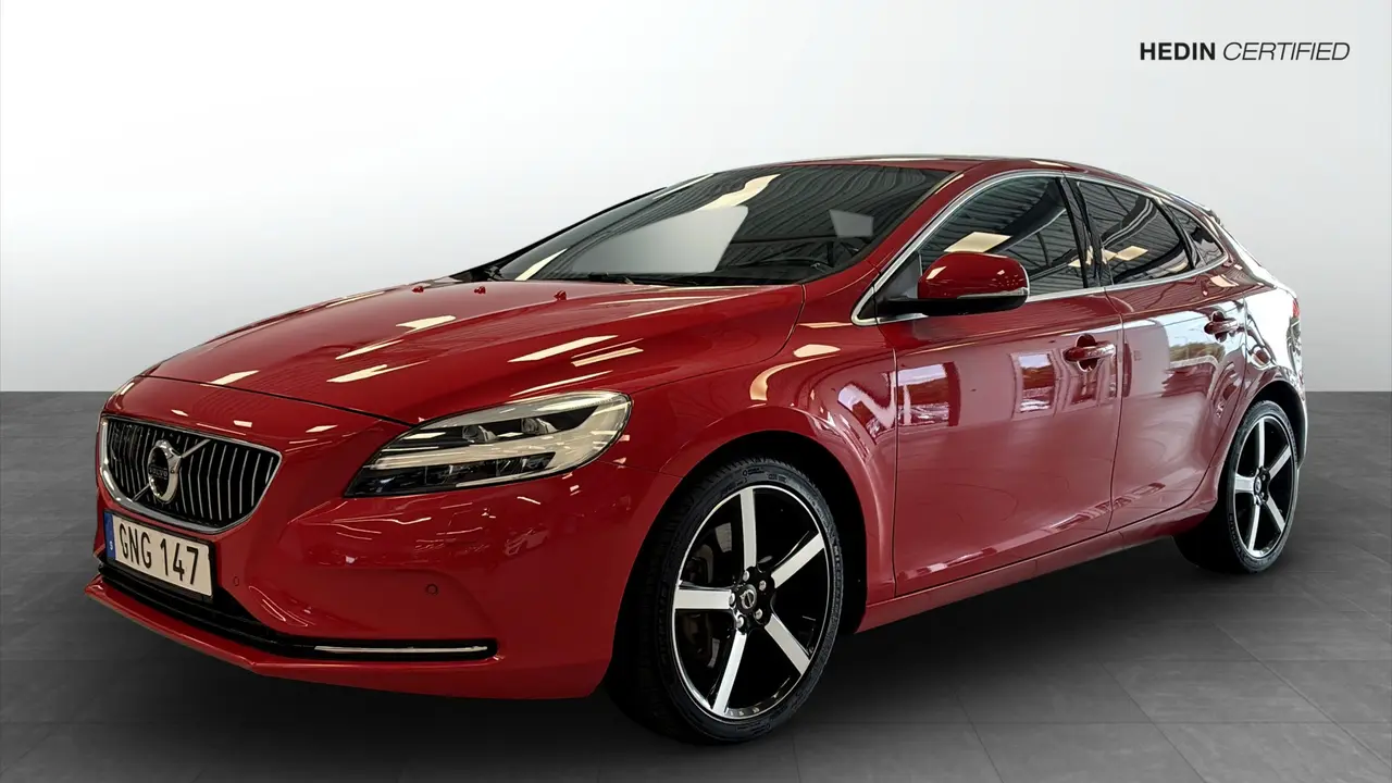 Volvo V40 2017