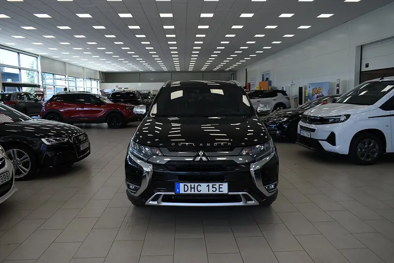 Mitsubishi Outlander 2020