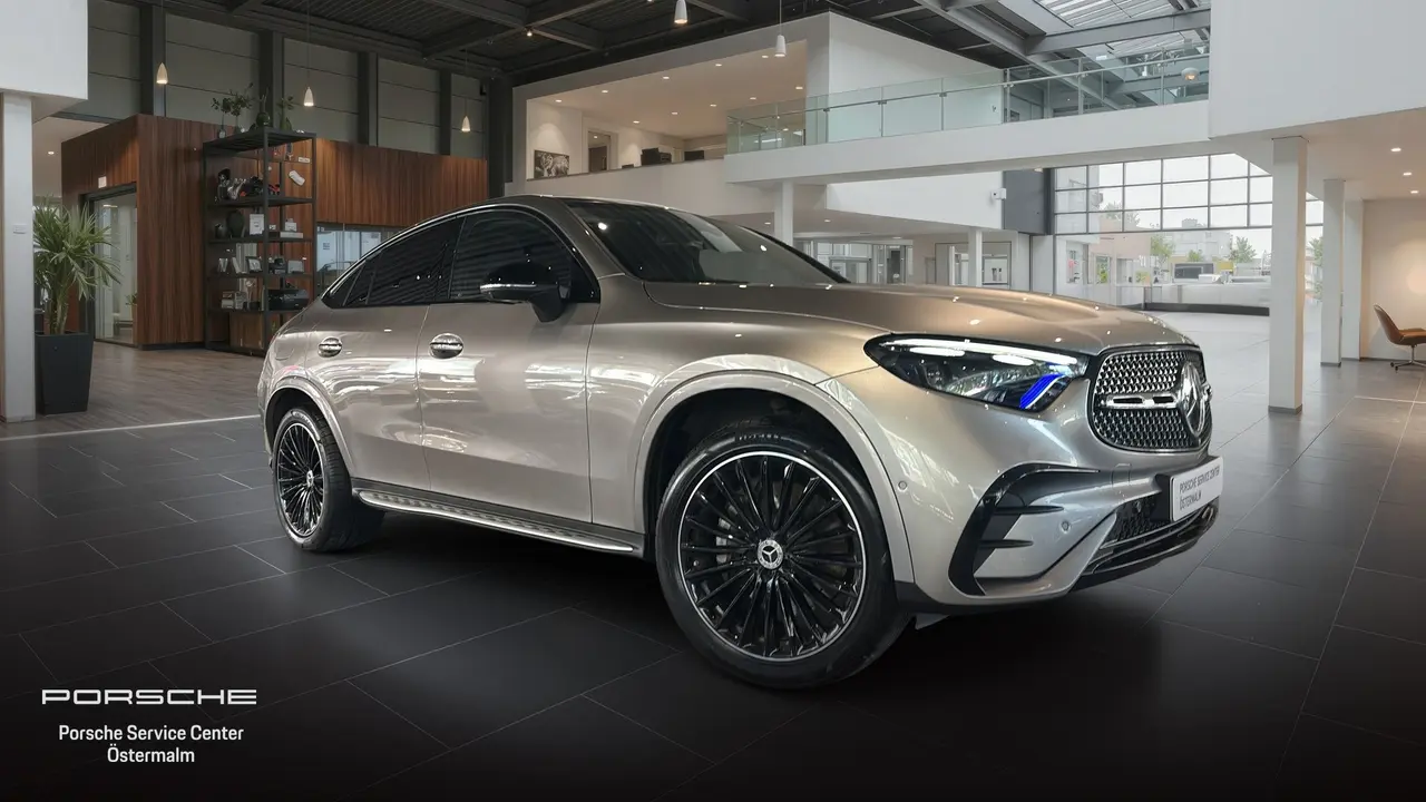 Mercedes-Benz GLC 2023