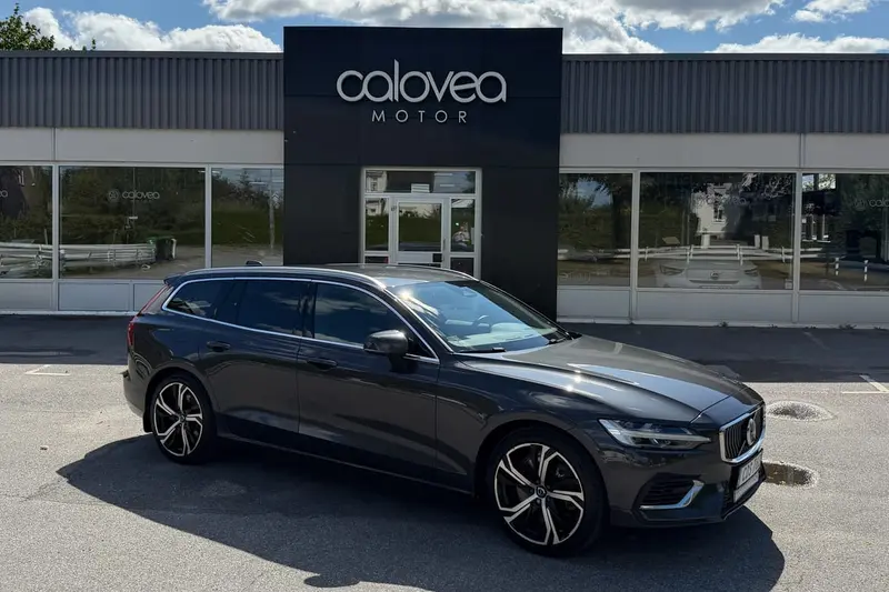 Volvo V60 2023