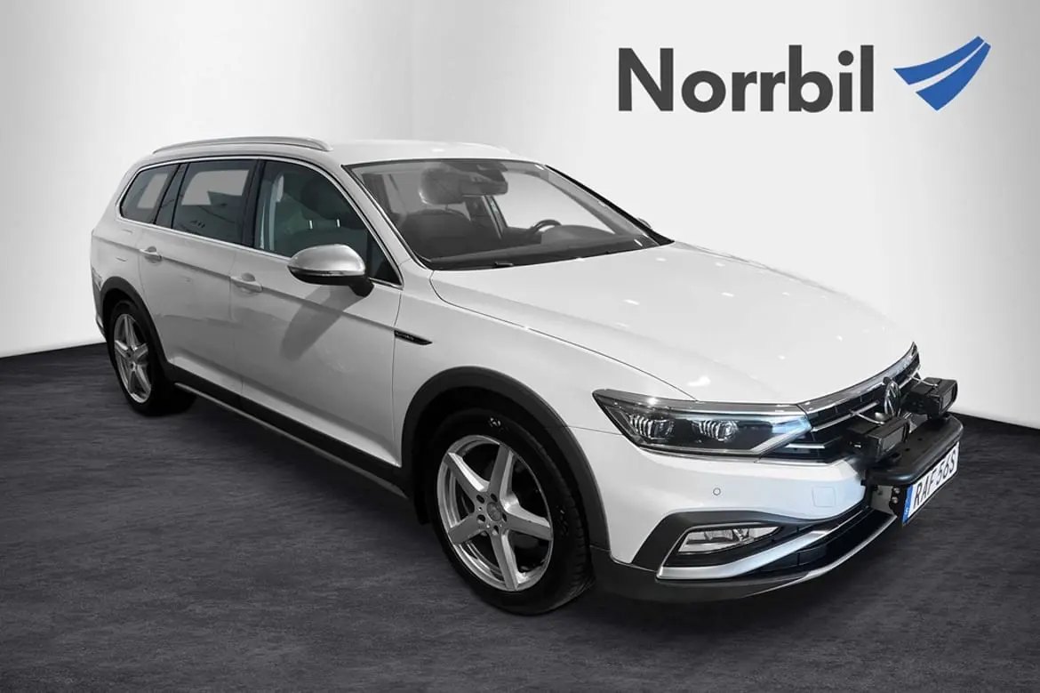 Volkswagen Passat 2023