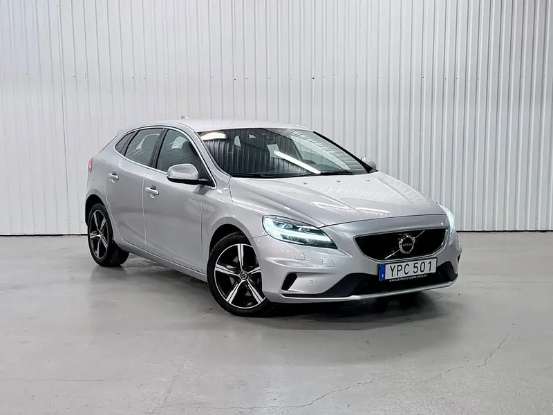 Volvo V40 2019