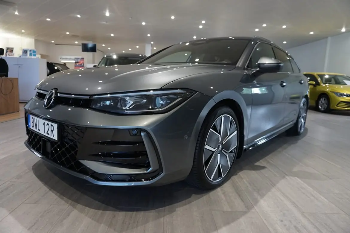 Volkswagen Passat 2025