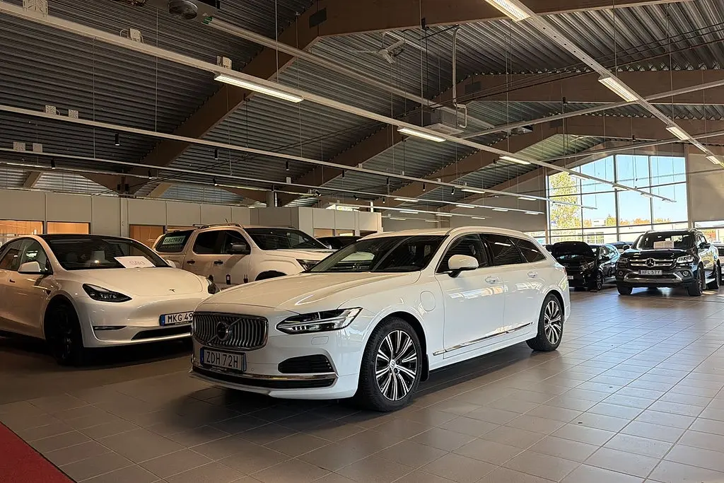 Volvo V90 2021