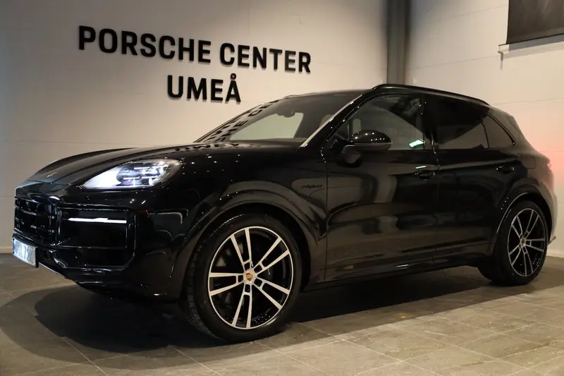 Porsche Cayenne 2025