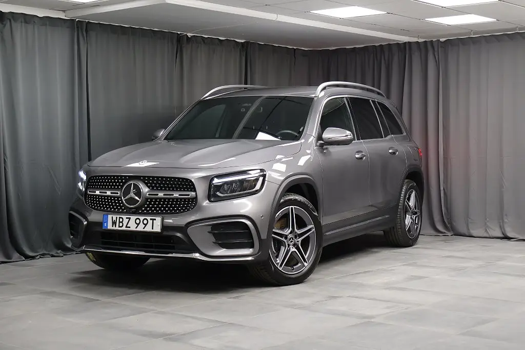 Mercedes-Benz GLB 2025