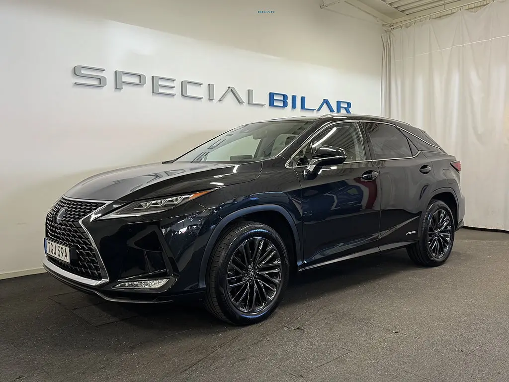 Lexus RX 2021