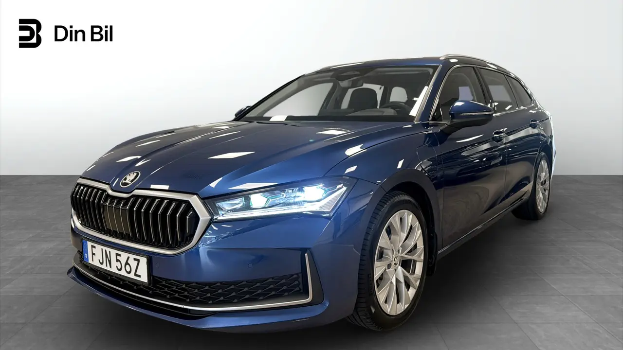 Skoda Superb 2025