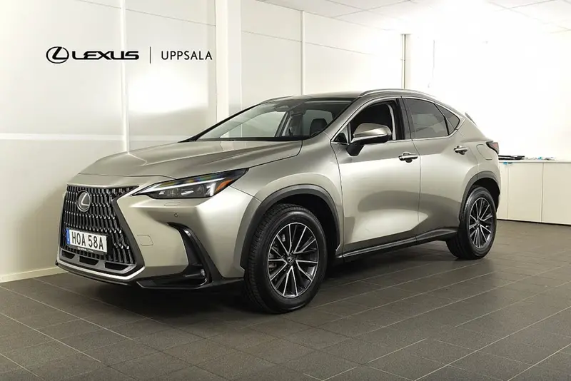 Lexus NX 2025