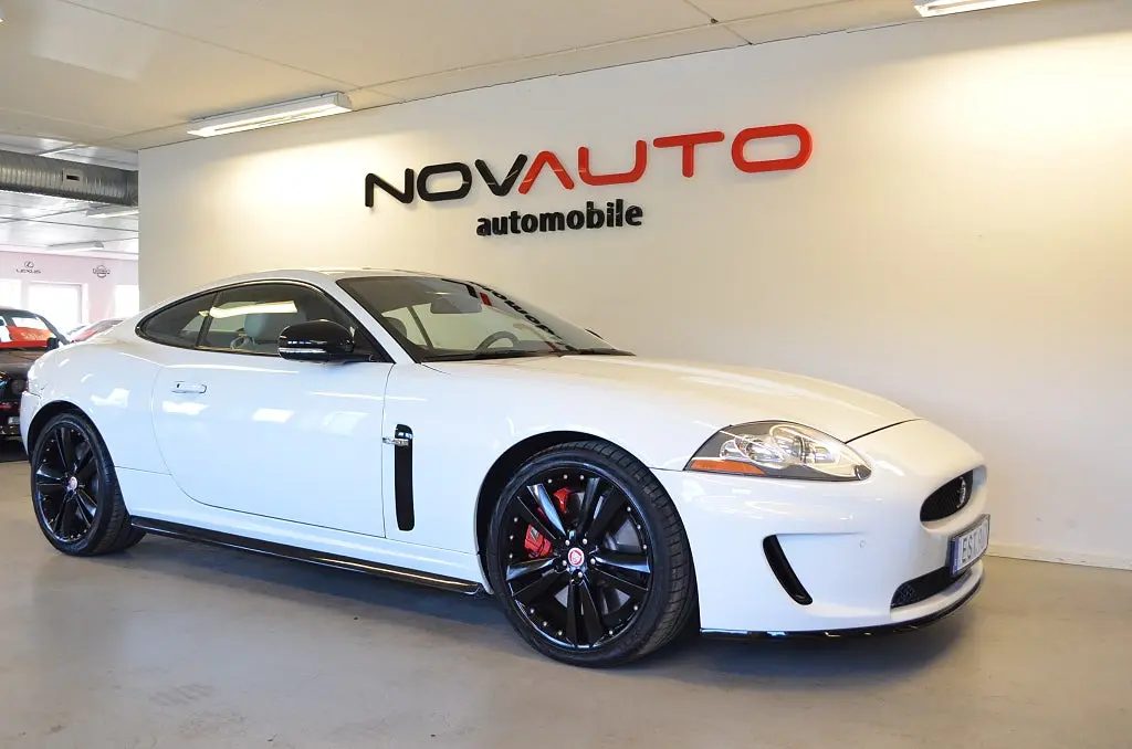 Jaguar XKR 2011