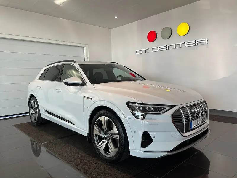Audi e-tron 2019