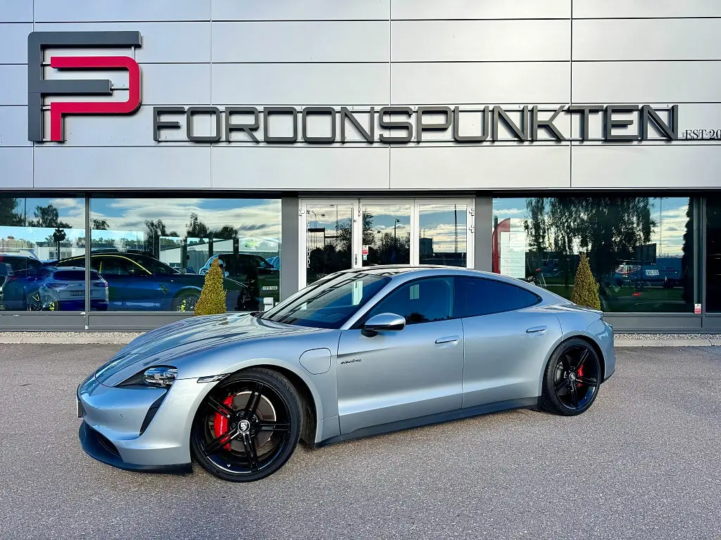 Porsche Taycan 2020