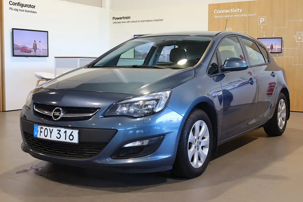 Opel Astra 2015
