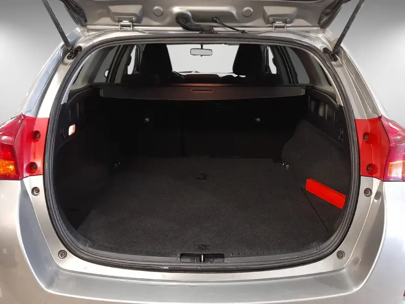 Toyota Auris 2015