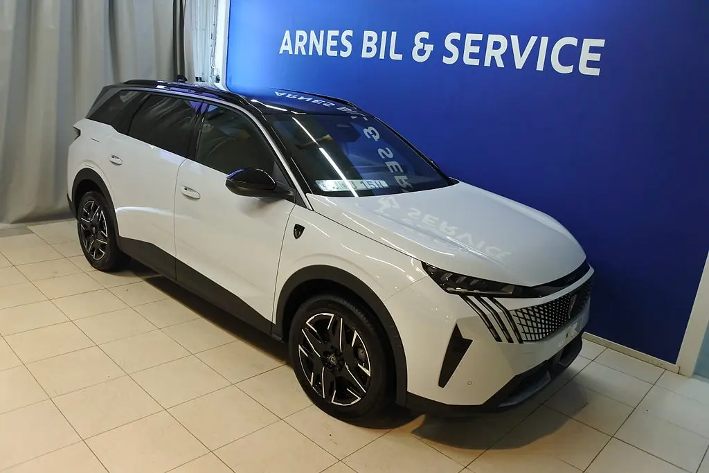 Peugeot 5008 2025