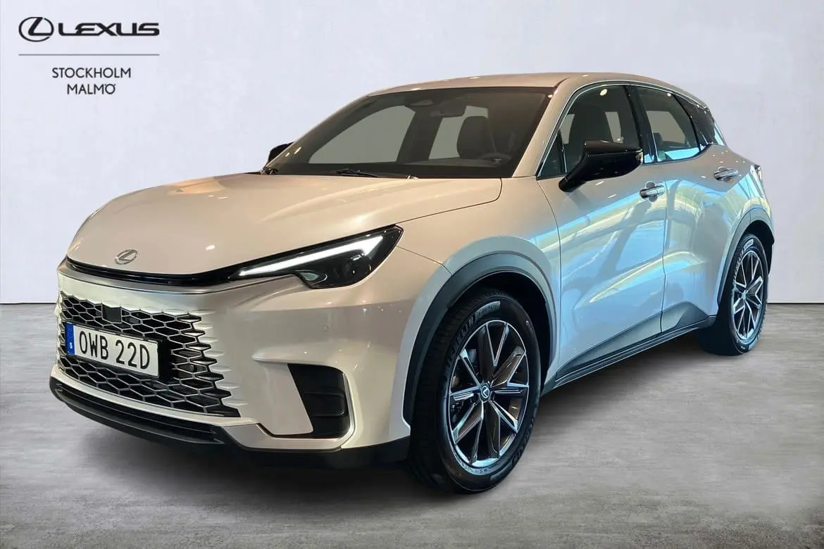 Lexus LBX 2026