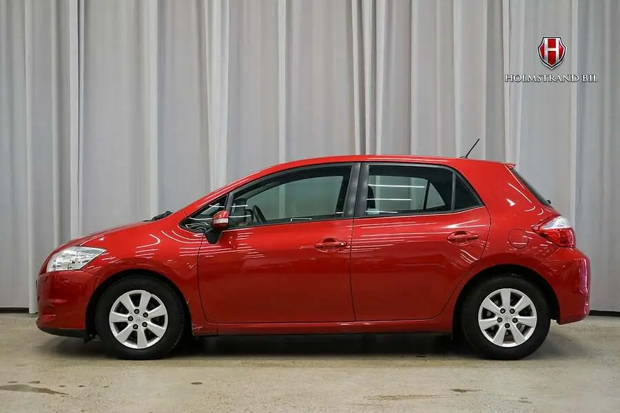 Toyota Auris 2012