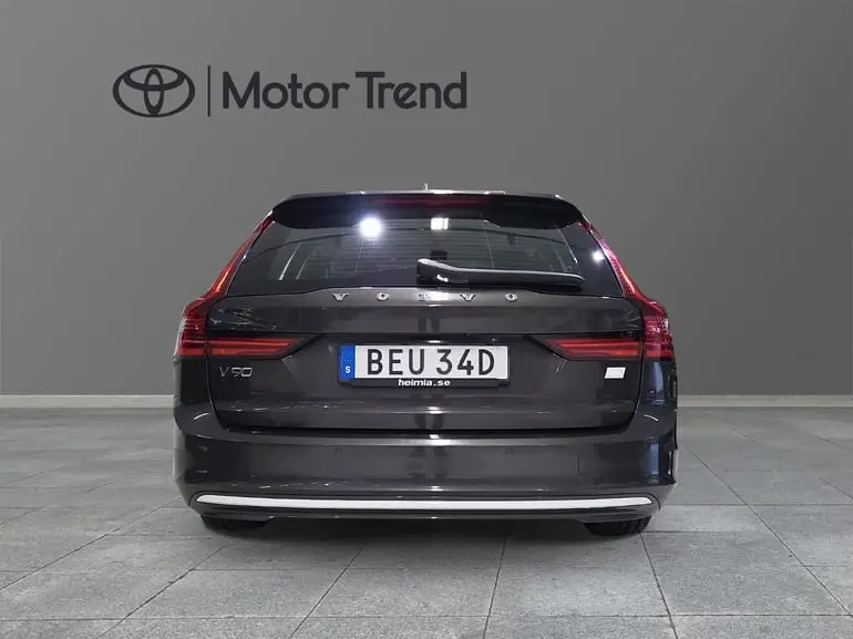 Volvo V90 2022