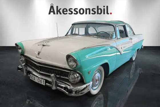 Ford Fairlane