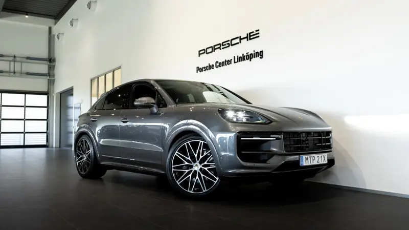 Porsche Cayenne 2025