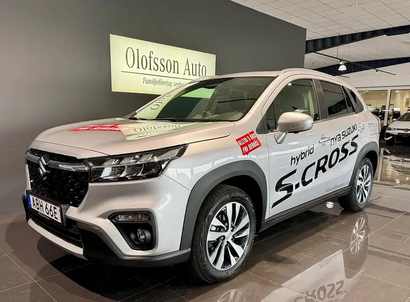Suzuki S-Cross 2025