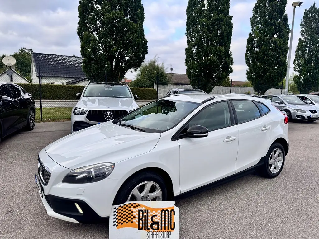 Volvo V40 2014