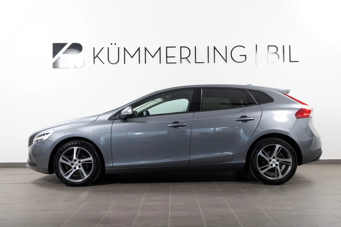 Volvo V40 2017