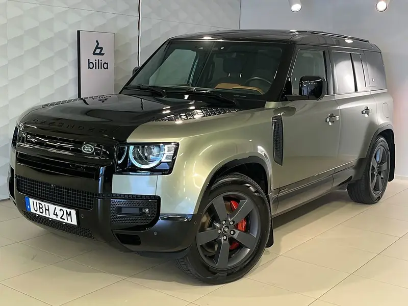 Land Rover Defender 2024