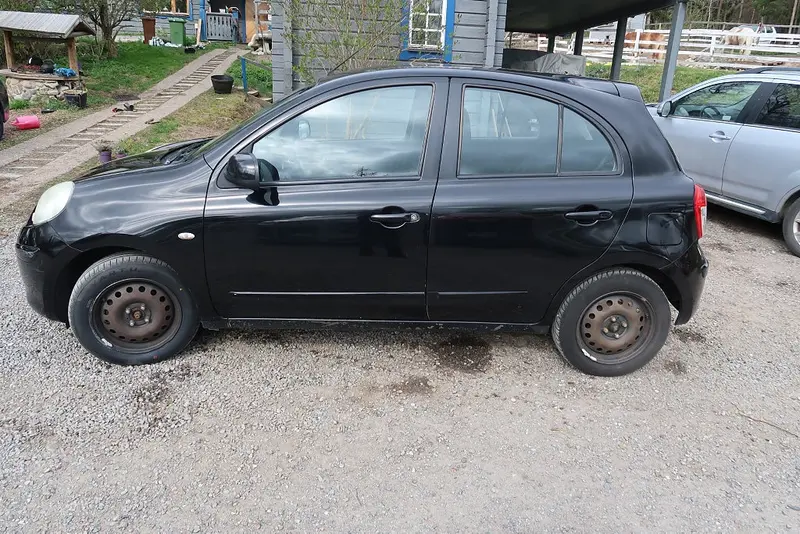 Nissan Micra 2011