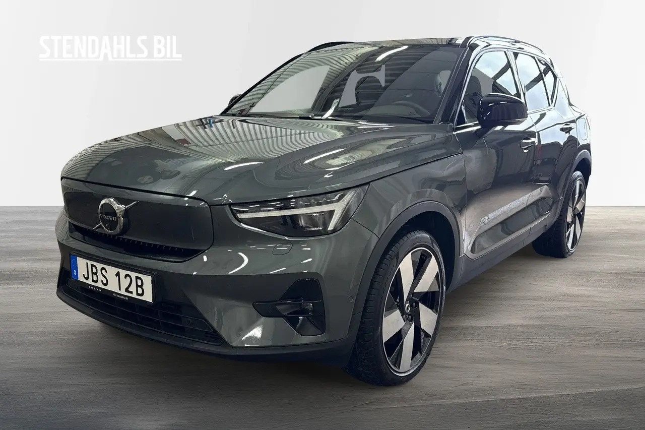 Volvo EX40 2026