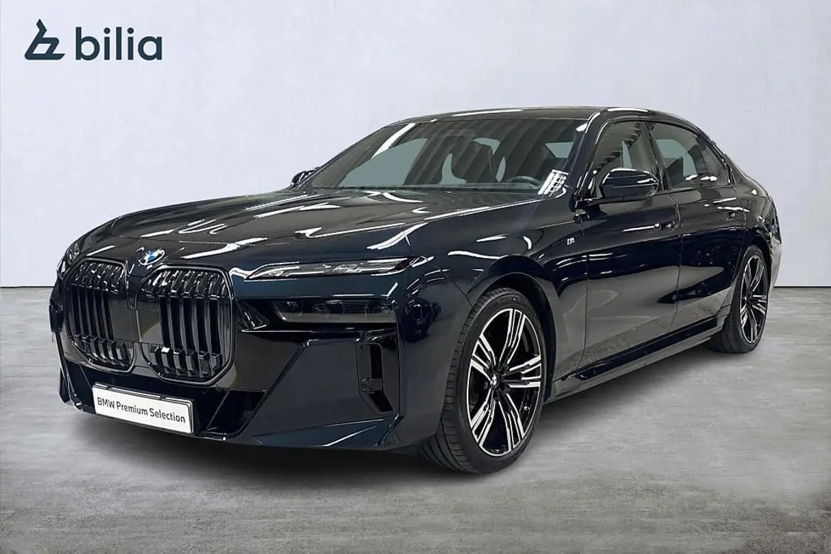 BMW i7 2025