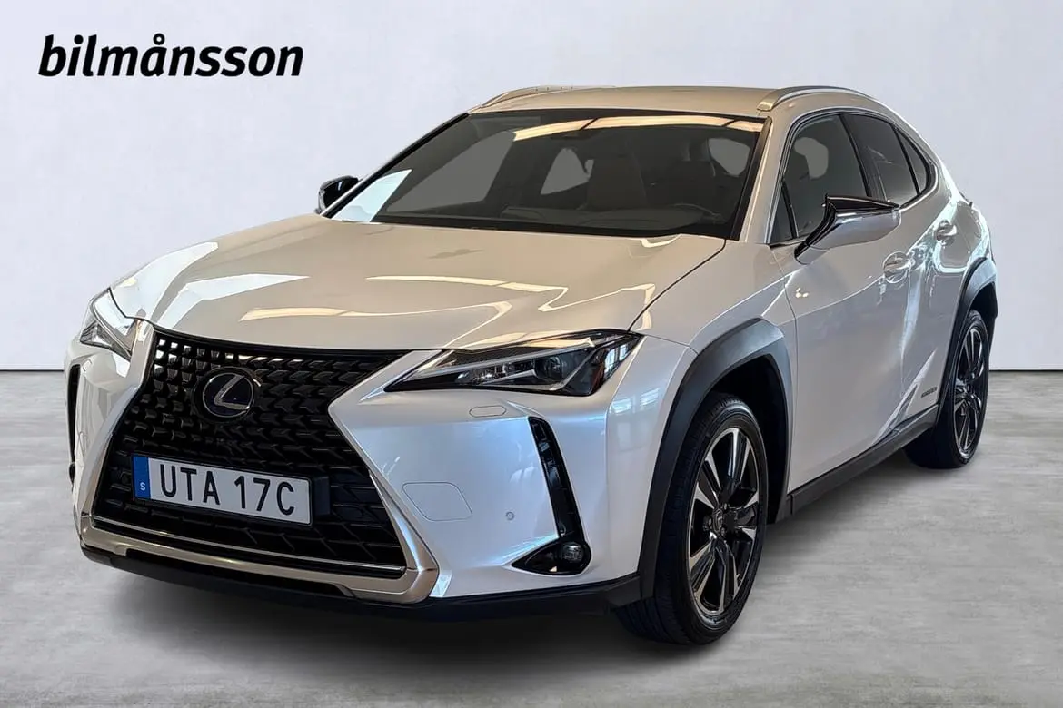 Lexus UX 2022