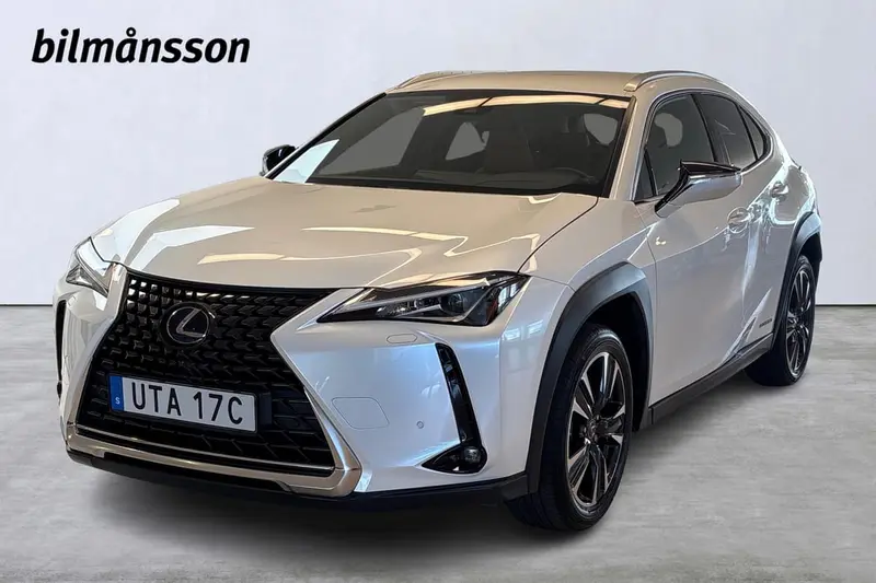 Lexus UX 2022
