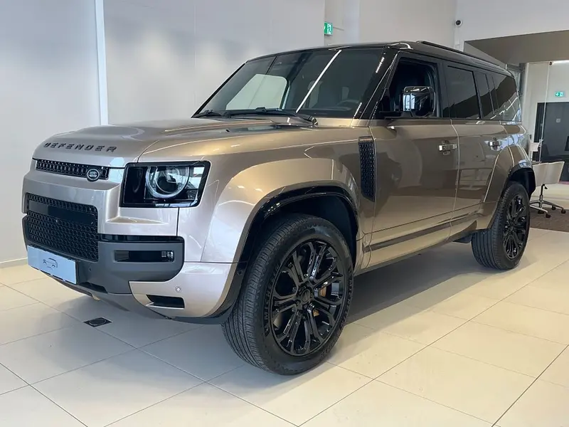 Land Rover Defender 2026