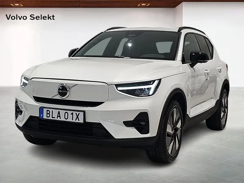 Volvo EX40 2026