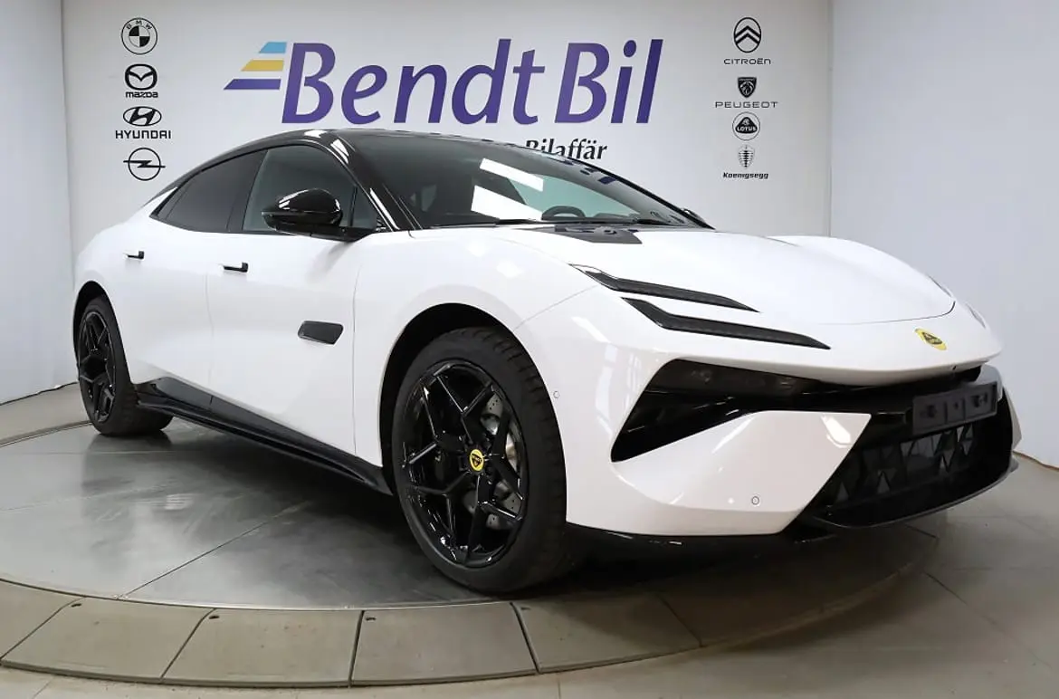 Lotus Emeya 2025