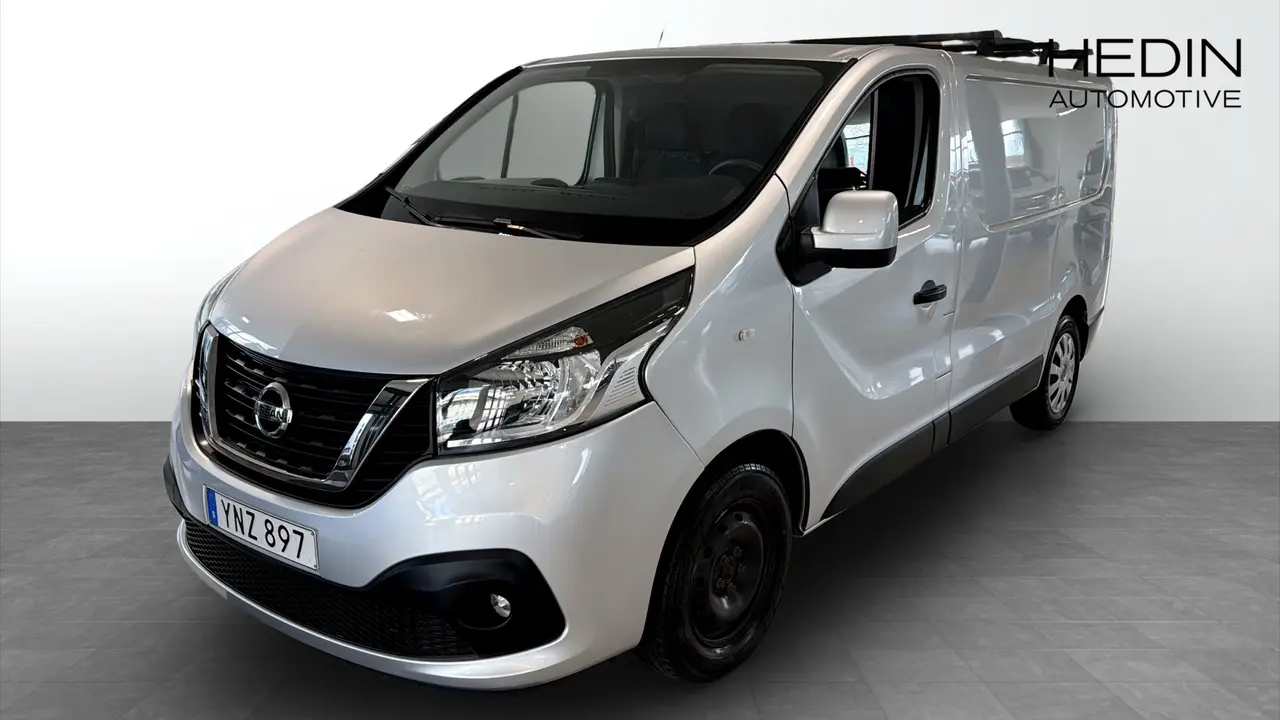 Nissan NV300 2017