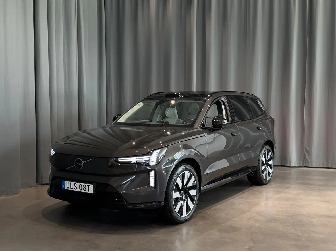 Volvo EX90 2025