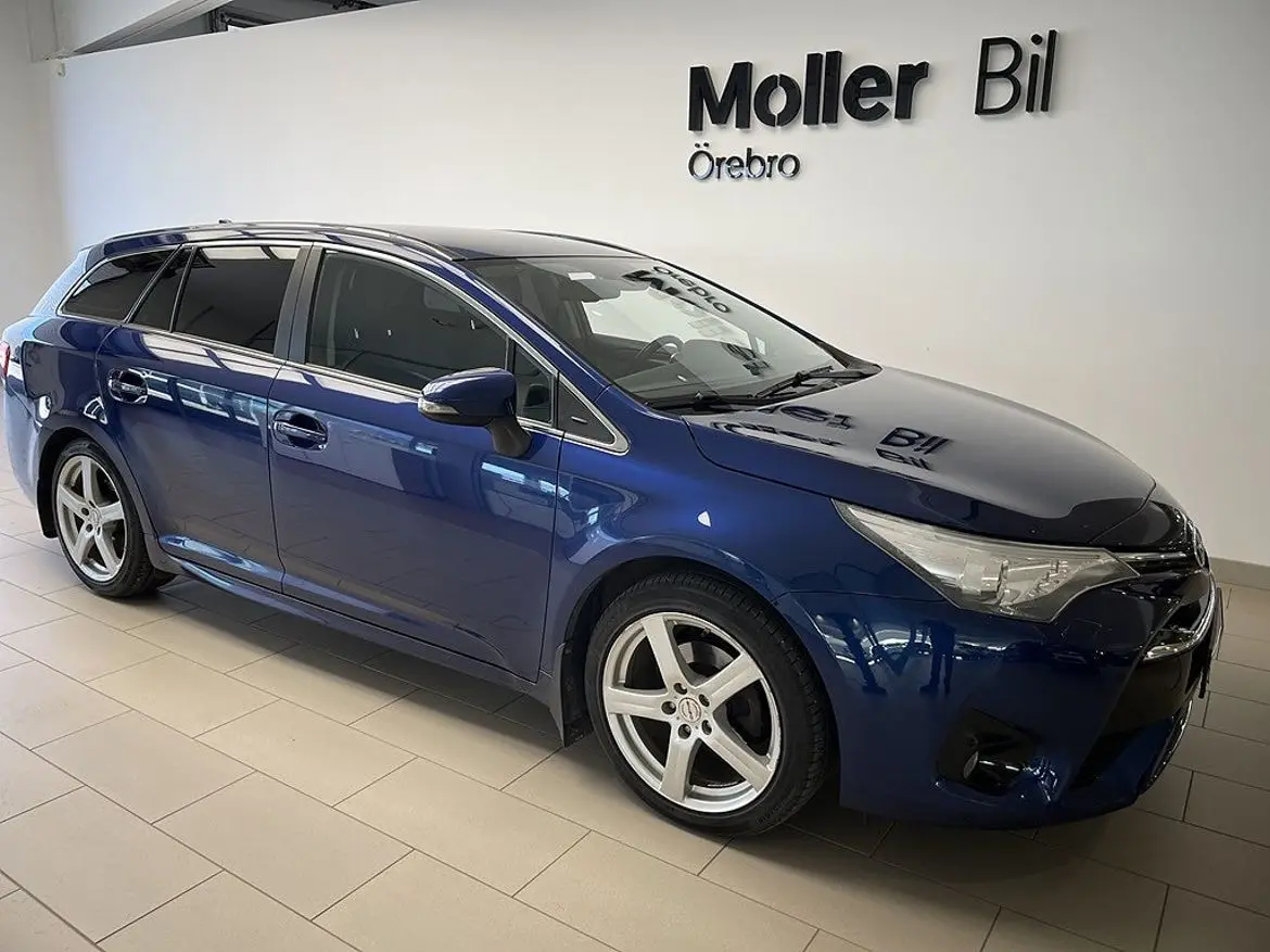 Toyota Avensis 2016