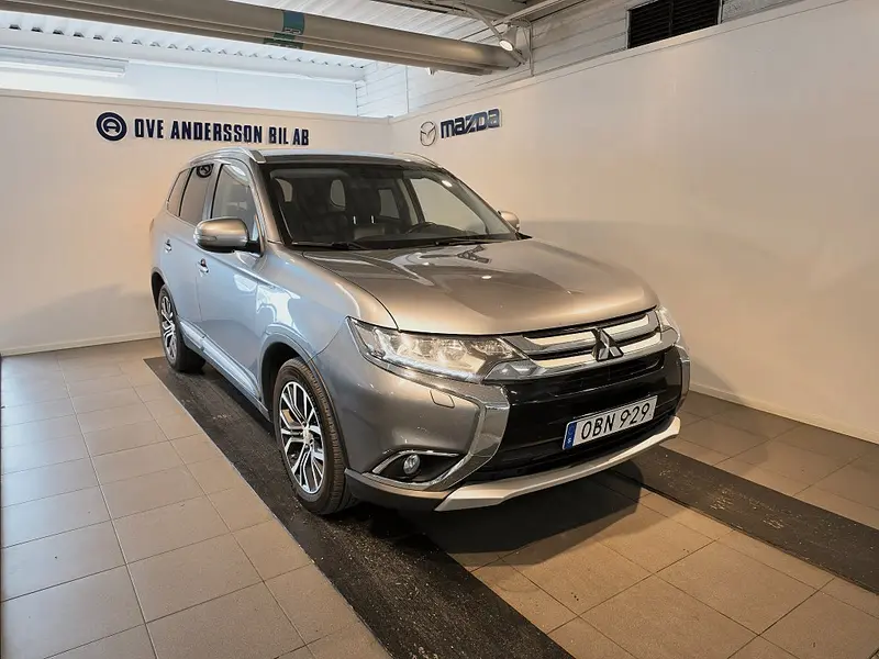 Mitsubishi Outlander 2016