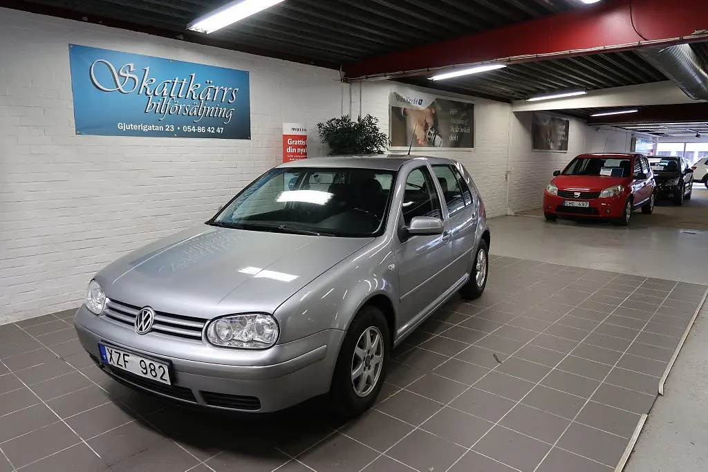 Volkswagen Golf 2004