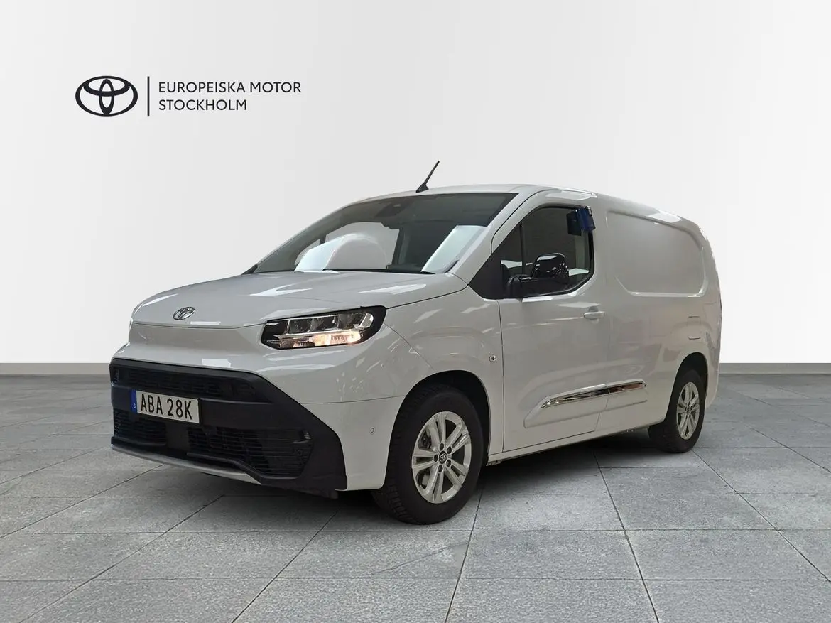 Toyota ProAce City 2024