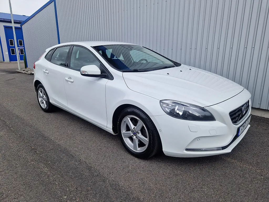 Volvo V40 2015